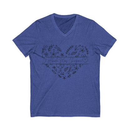 La Abuela Mas Chingona- V-Neck Tee